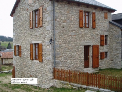 Location saisonniere de vacances maison le malzieu forain